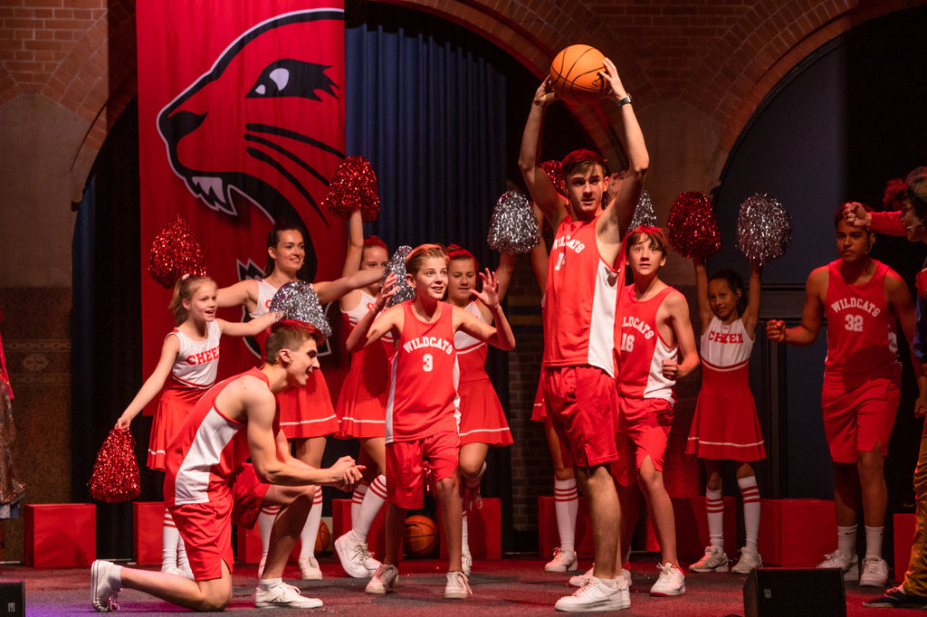 Kostuums, decor en rekwisieten: Disney's High School Musical